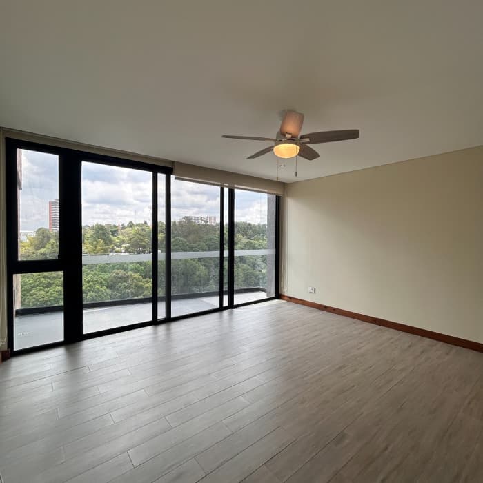 Apartamento en Venta en Oakland zona 10 - foto 1