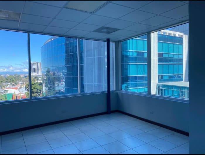 Oficina en venta en Zona Pradera - foto 1