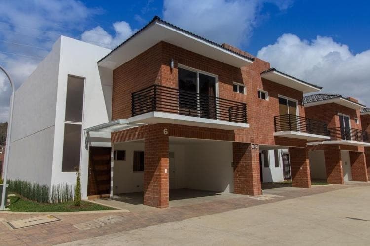 Casa en Venta en Carretera a El Salvador - foto 1
