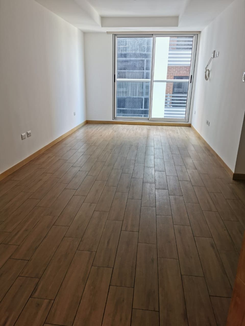 Apartamento   en renta en zona 10 - foto 1