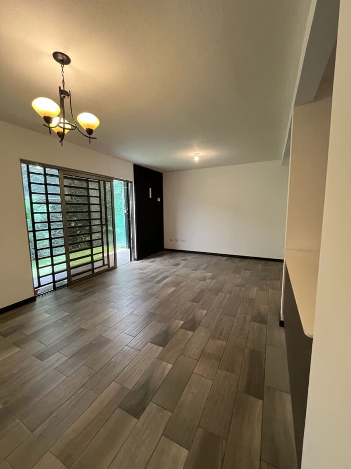 Casa en venta en Condominio de Santa Catarina Pinula  - foto 1
