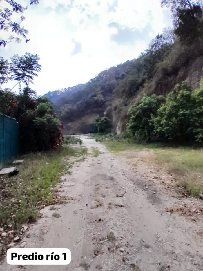 Terreno comercial en renta en km 9 zona 17 Guatemala - foto 1
