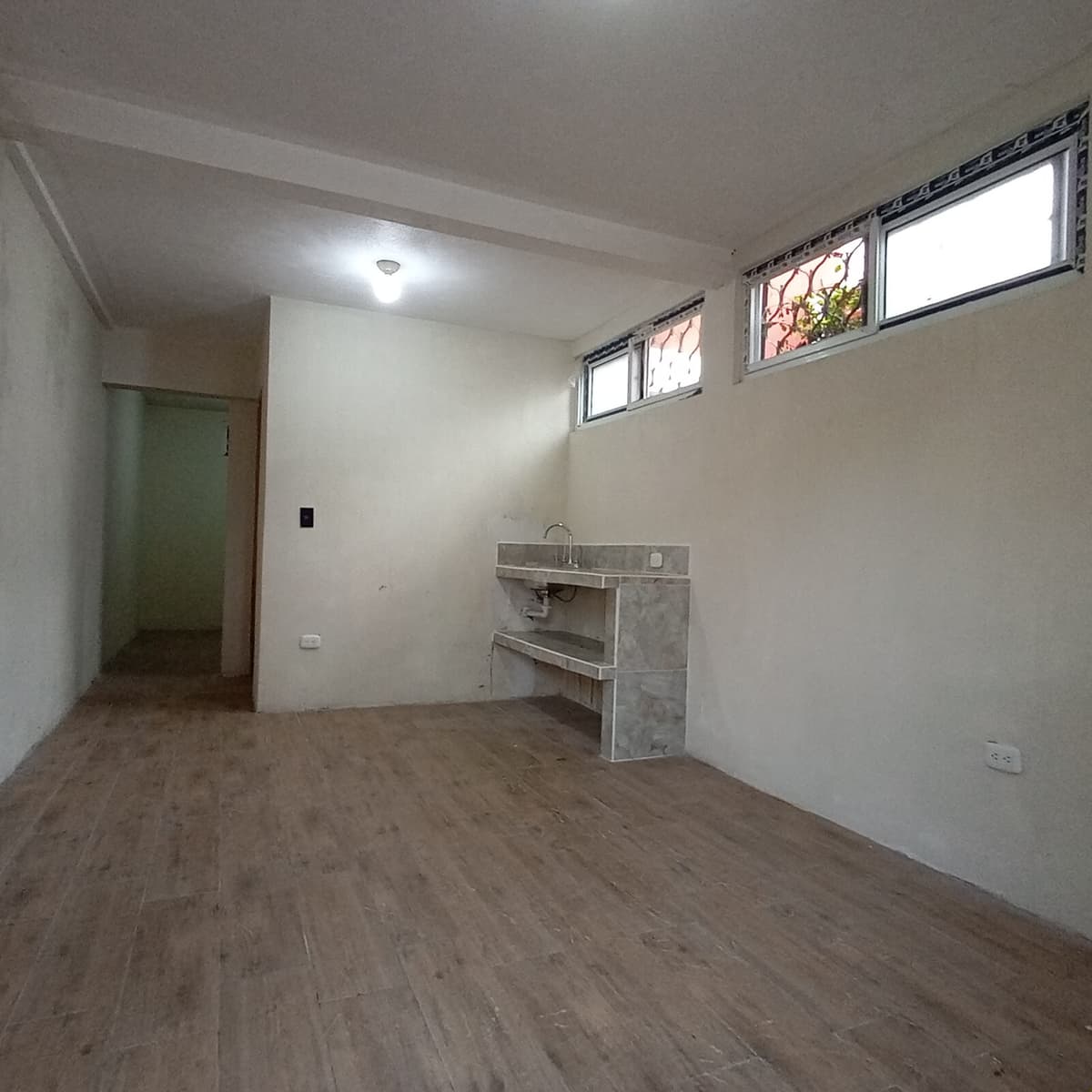 Apartamento en Renta en Jardines de Tikal - foto 1
