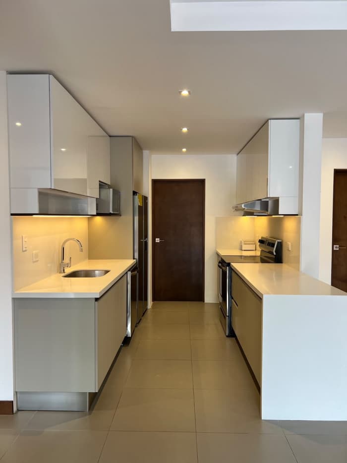 Apartamento Nuevo en renta en zona 13 - foto 1