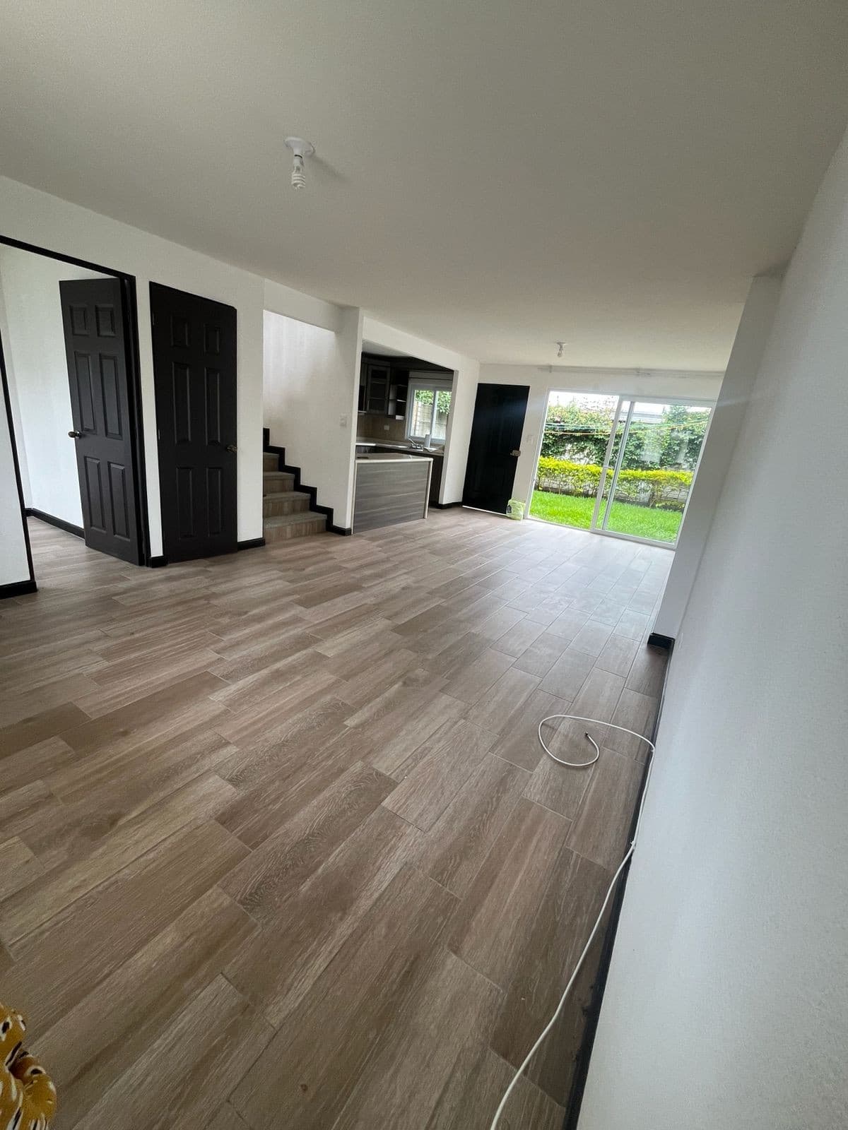 Casa en Venta o Renta Valles de Navarra San José Pinula - foto 1