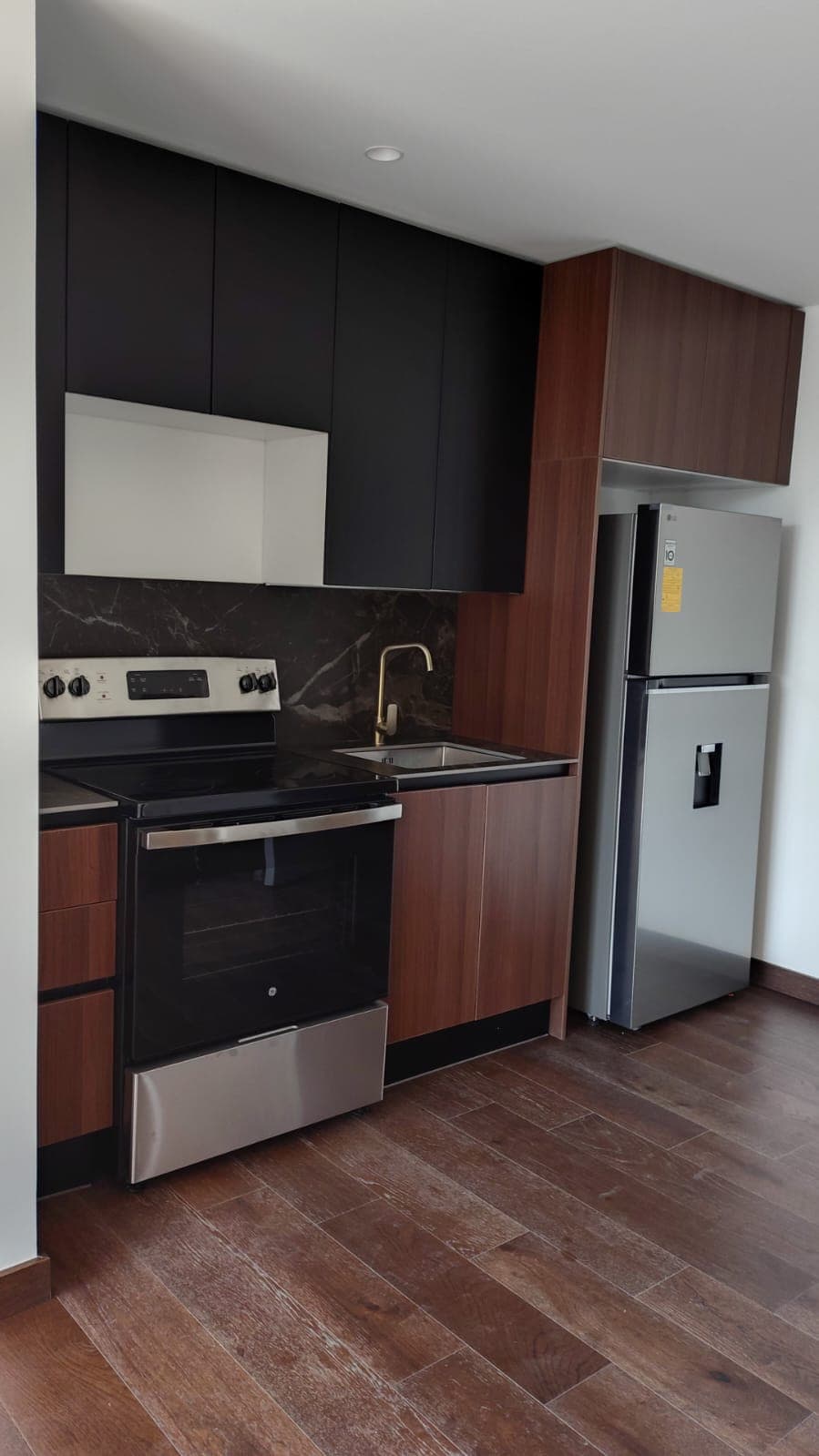 Aparamento nuevo en renta en zona 10 - foto 1