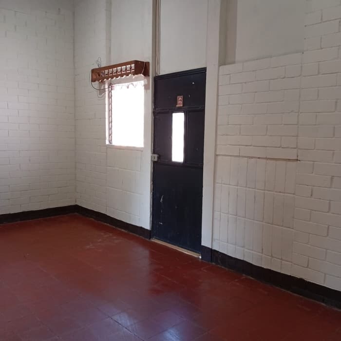 Apartamento en venta en 2do nivel en Zona 21 - foto 1