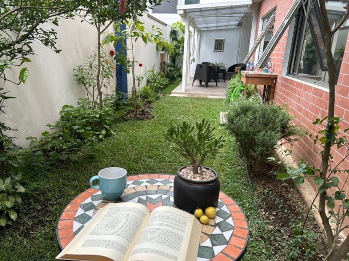 Apartamento en renta con pérgola y jardín en zona 14 - foto 1