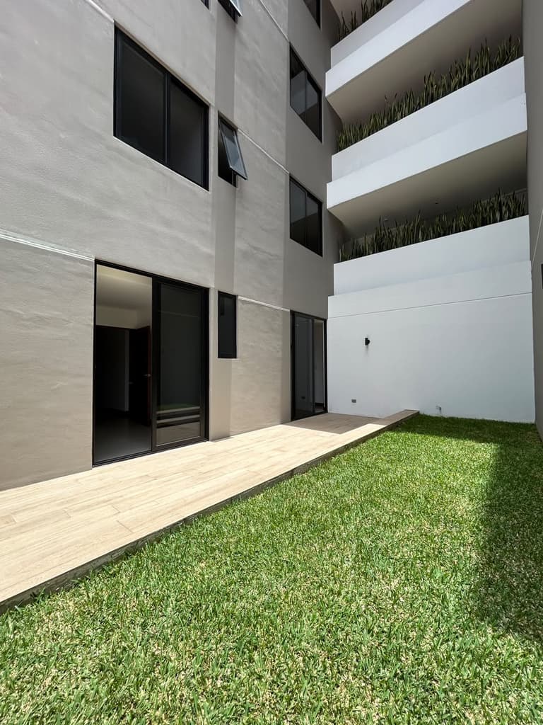 Apartamento en Venta con jardín en zona 13 - foto 1