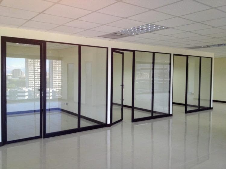 Oficina amplia en Venta en Zona 10 de Guatemala - foto 1