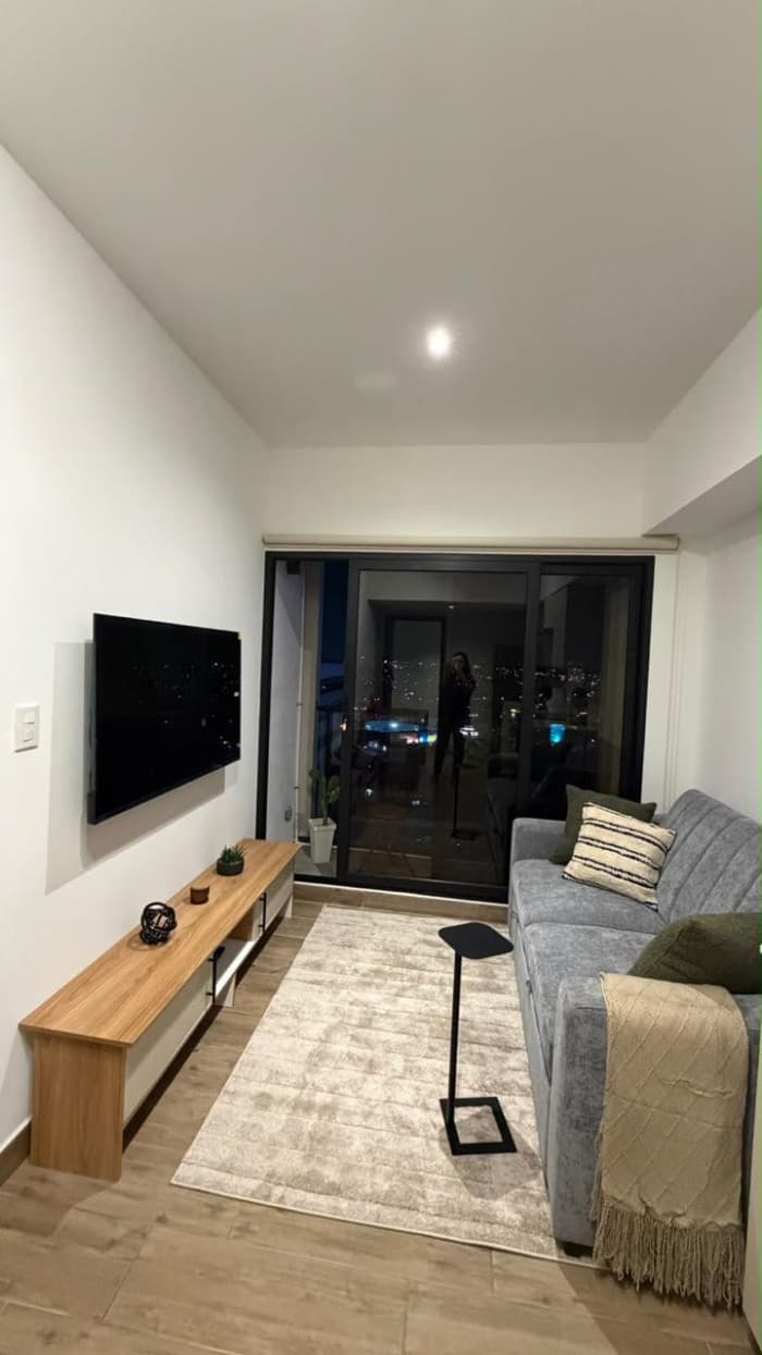 Apartamento amueblado y equipado en alquiler en  Zona 4 - foto 1