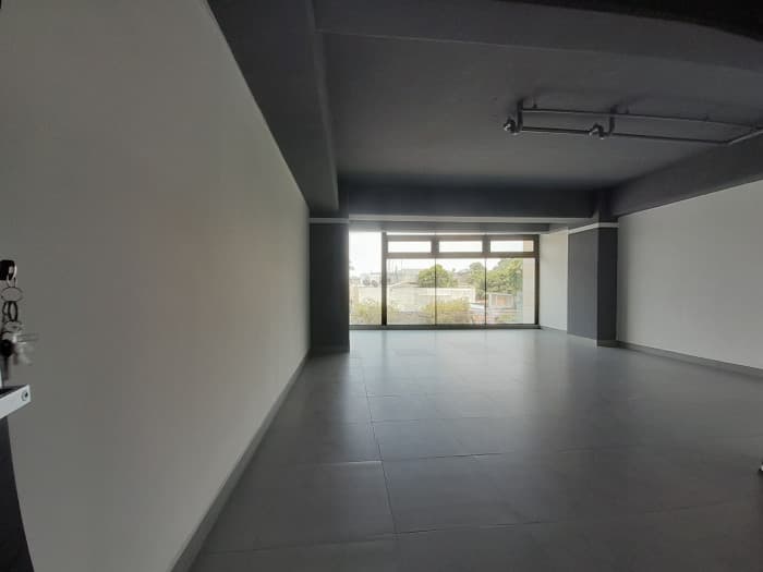 Oficina moderna en renta en Zona 9 Guatemala - foto 2