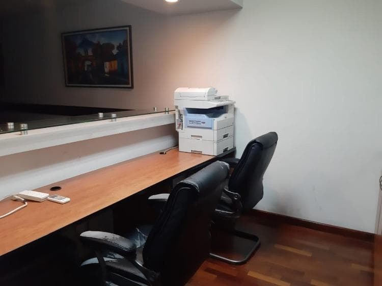 Oficina en renta en Edificio de zona 10 Guatemala - foto 13