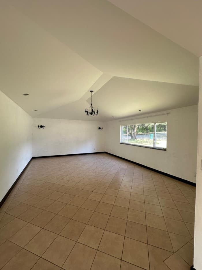Casa en renta en condominio Casa y Campo - foto 3