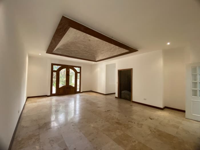 Casa en Venta en Residencial Exclusivo en Zona 16 - foto 3
