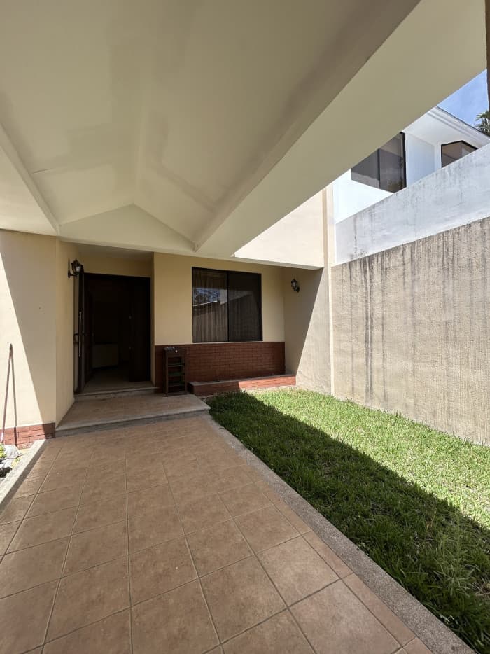 Casa en Venta en San Cristobal Sector B4 - foto 2