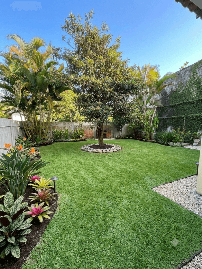 Casa sobre vía principal en Venta en Lourdes Zona 17 - foto 6