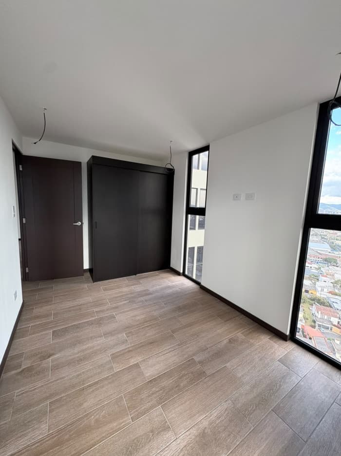 Apartamento en Renta ALTAIRE Zona 11 Mariscal - foto 2