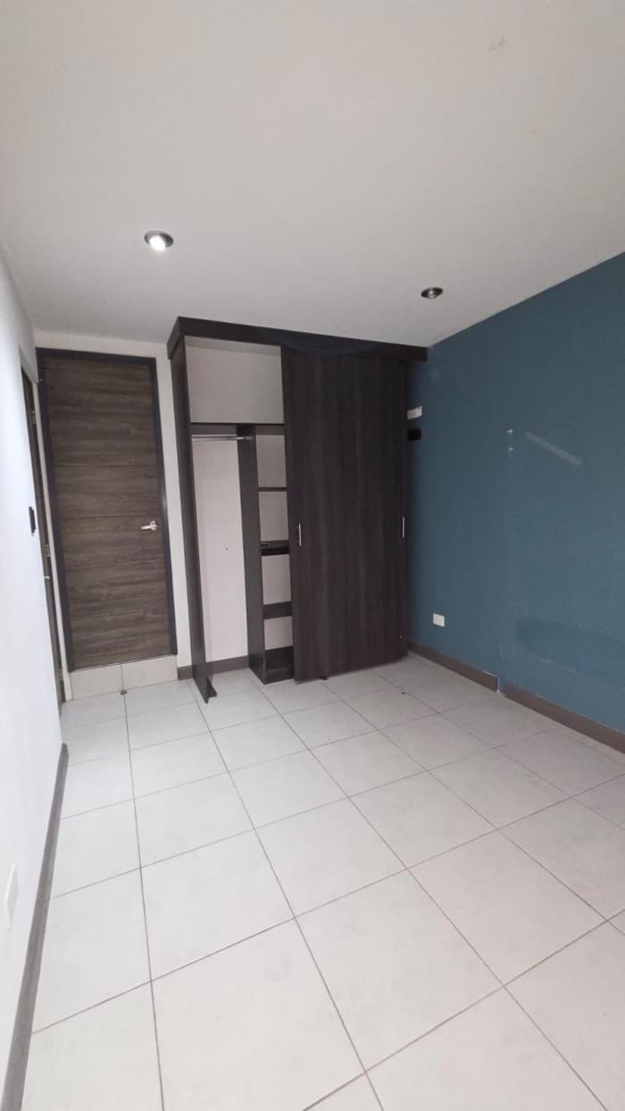 TOWNHOUSE EN VENTA/RENTA CONDOMINIO DE FRAIJANES - foto 5
