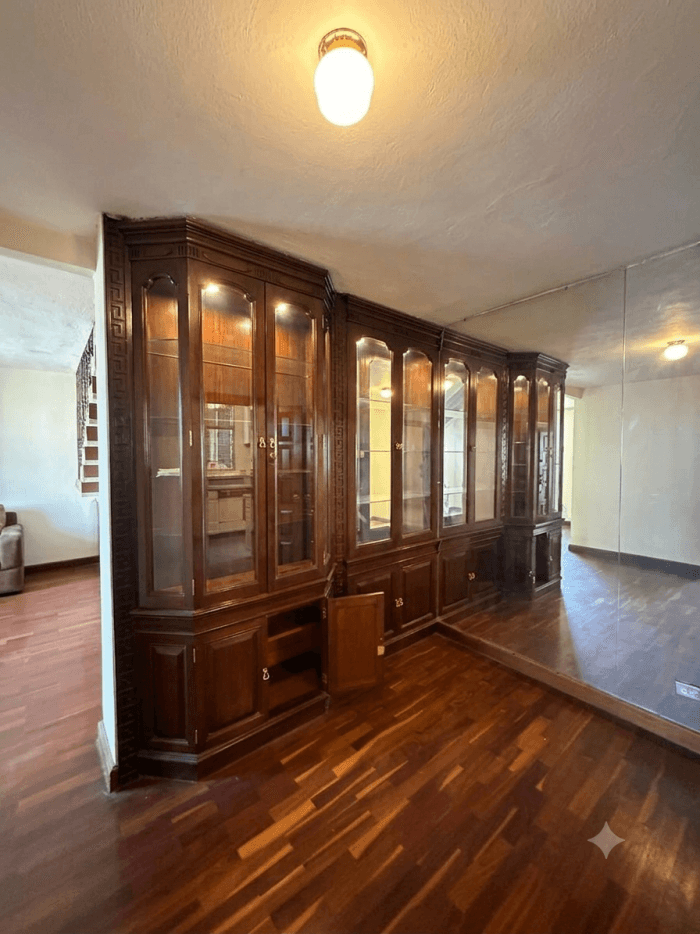 Casa sobre vía principal en Venta en Lourdes Zona 17 - foto 2