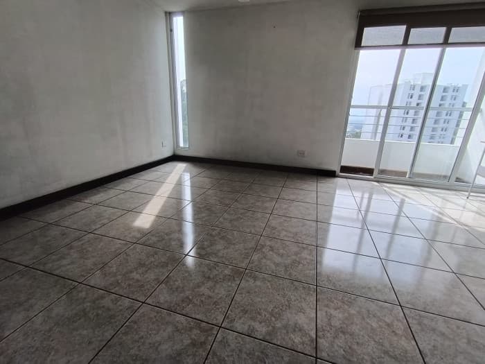Apartamento en venta en Condominio de zona 11 de Mixco. - foto 2