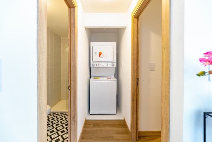 Apartamento amueblado en renta en zona 4 - foto 7