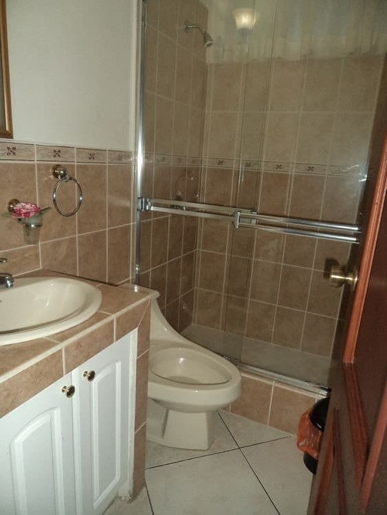 Casa en venta  en San Lázaro zona 15 Guatemala,  - foto 3