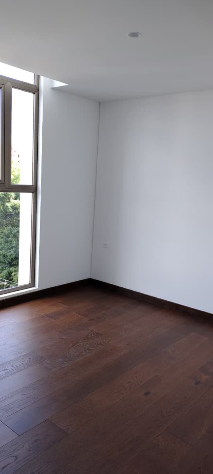 Aparamento nuevo en renta en zona 10 - foto 2