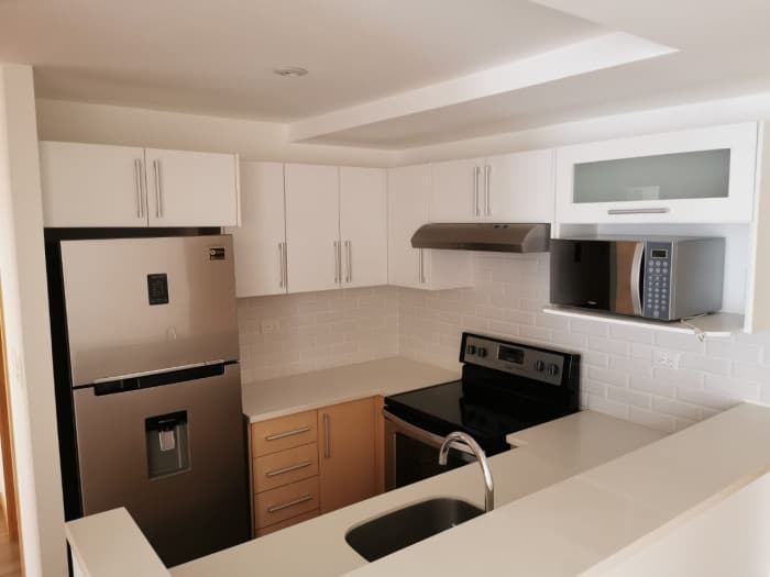 Apartamento amueblado  en renta en zona 10 - foto 3