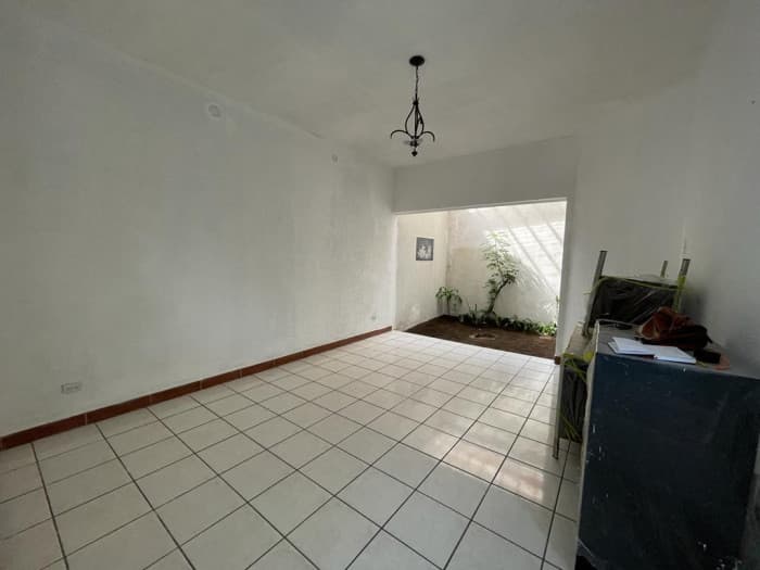 Casa en Renta en Aurora 2 zona 13. - foto 4