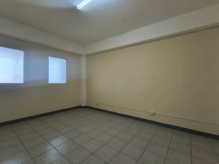 Oficina en renta en Edificio en zona 1 - foto 3