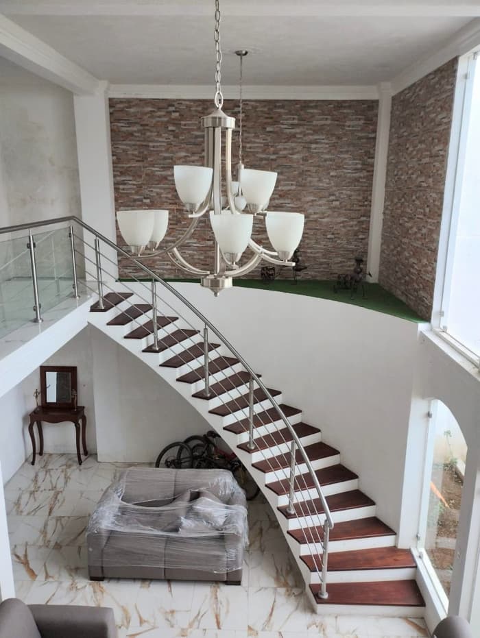 Casa en Venta y RENTA en Condominio cerca de Florencia - foto 2