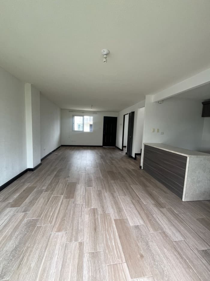 Casa en Venta o Renta Valles de Navarra San José Pinula - foto 2