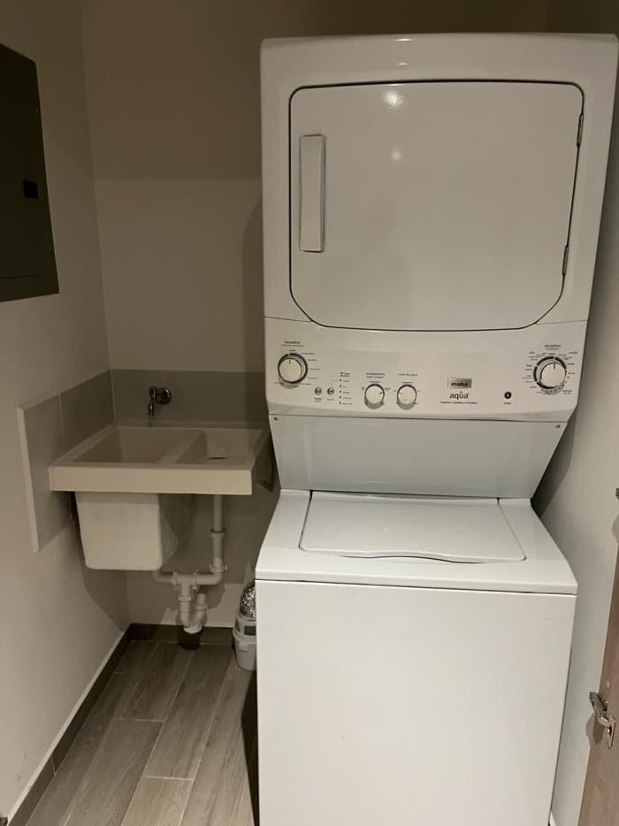 Apartamento nuevo en Renta en zona 10 Guatemala - foto 16