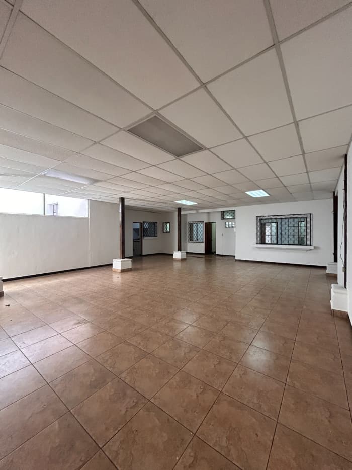 Casa para Oficinas en Alquiler en Zona 10 Guatemala - foto 7