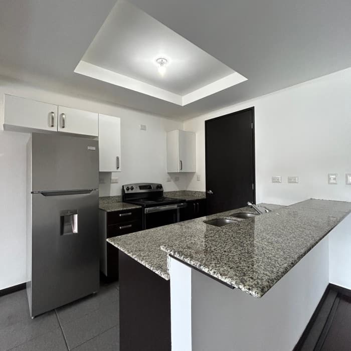 Venta de Apartamento en zona 16 cerca del Pulte - foto 3