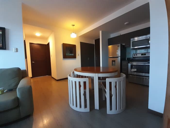 Apartamento amueblado en alquiler zona 10 Guatemala - foto 2