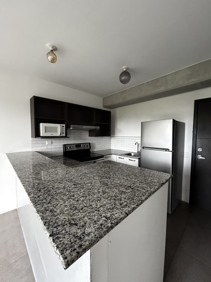 Venta de Apartamento en Edificio Fabrá zona 10 - foto 4