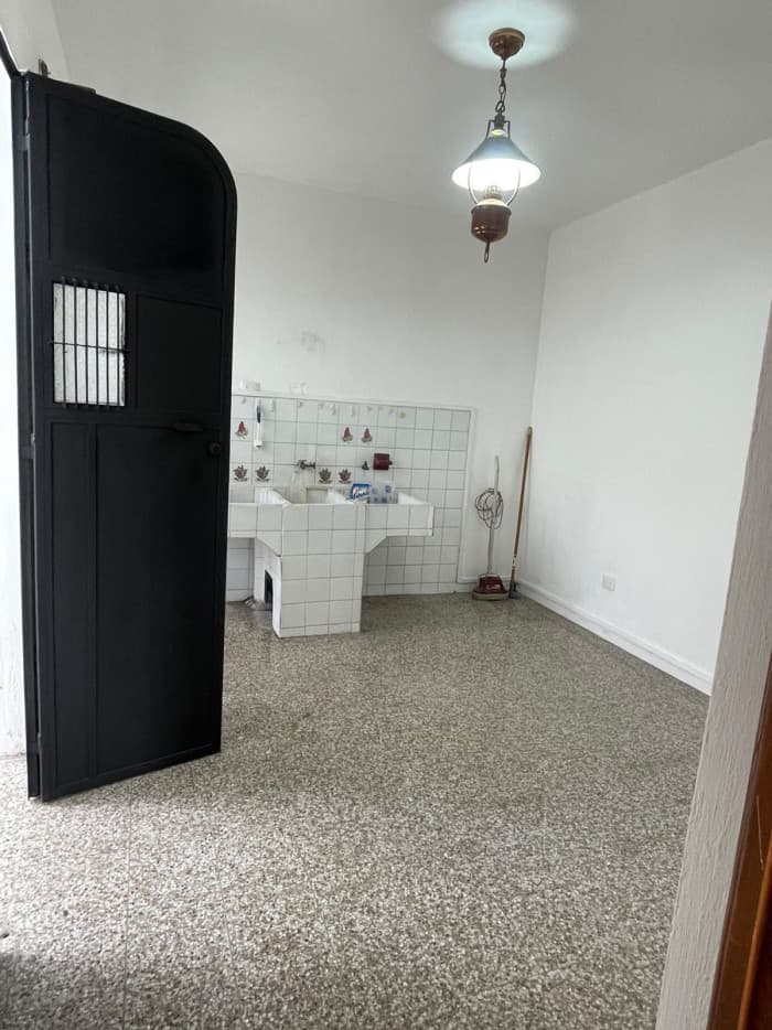 Casa en Venta en Calzada San Juan, Zona 7  - foto 17