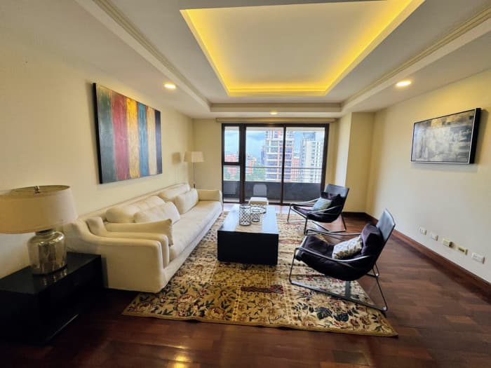 Apartamento amueblado en Alquiler en Zona 10 Guatemala - foto 2