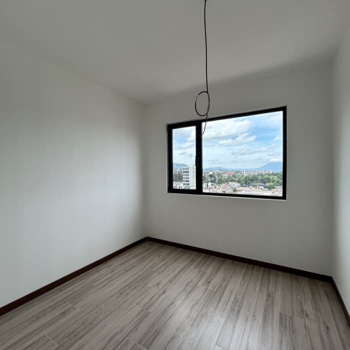 Apartamento en venta en zona 10 - foto 7