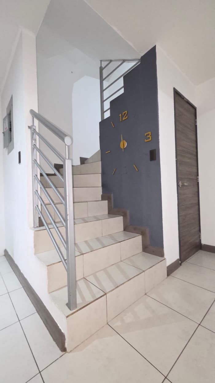 TOWNHOUSE EN VENTA/RENTA CONDOMINIO DE FRAIJANES - foto 2