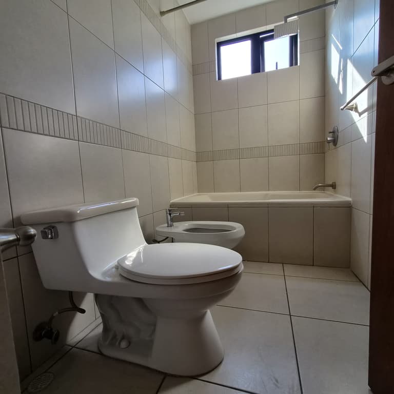 Apartamento amueblado con 1 habitacion en zona 14  - foto 9
