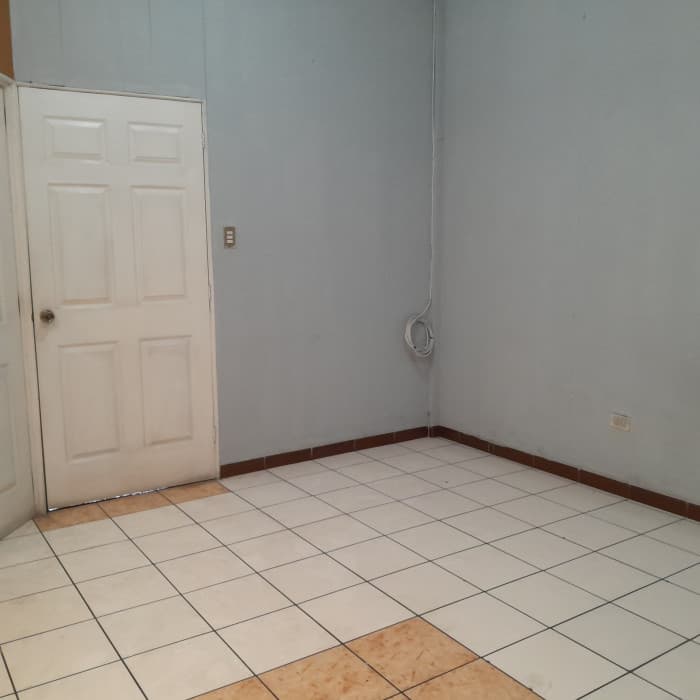 Habitación en alquiler  en zona 9  - foto 3