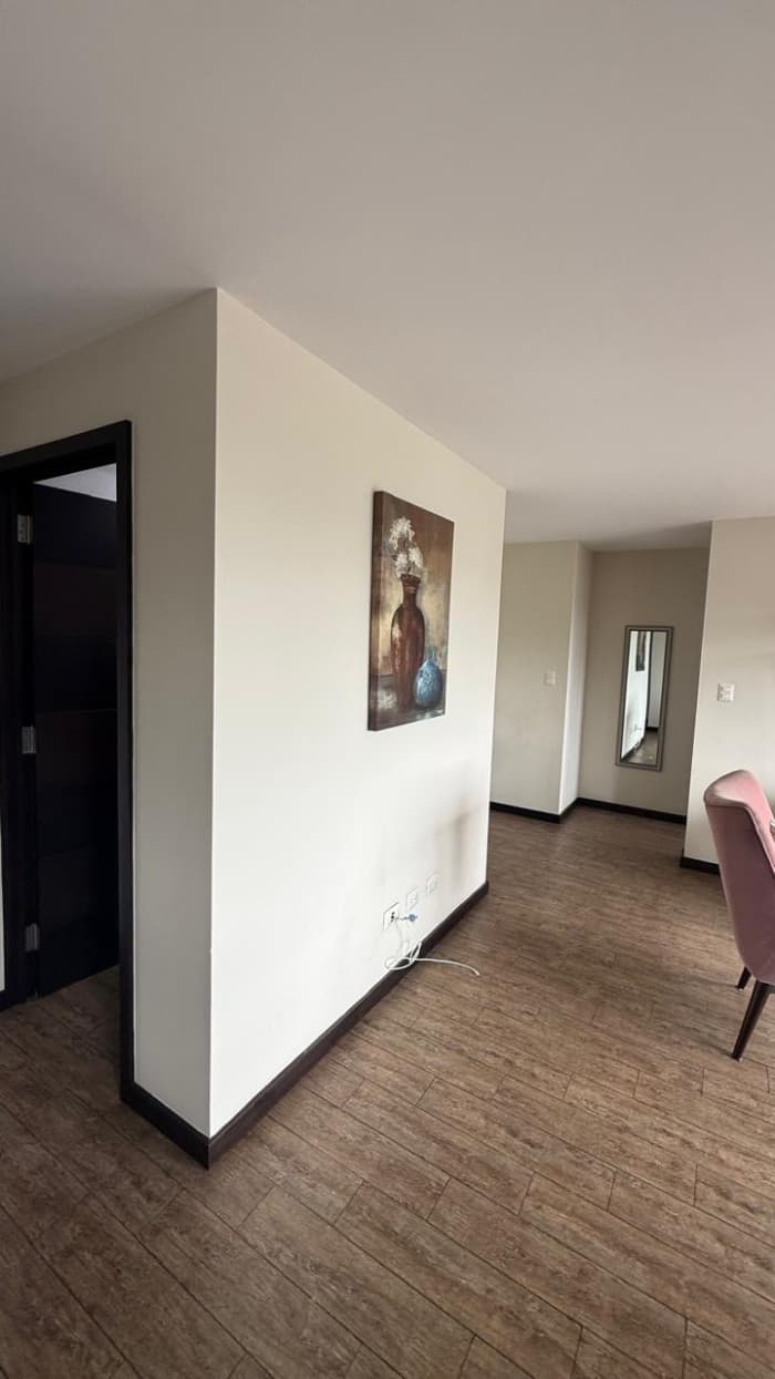 Apartamento en Renta  amueblado en Zona 15 - foto 2