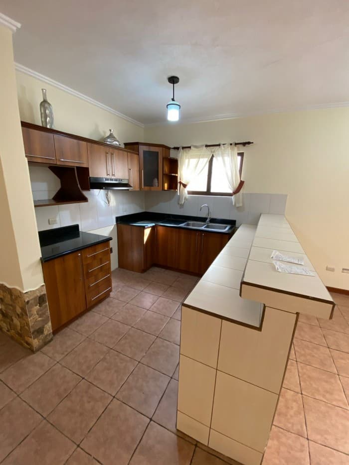 Residencia en Venta Inversión en zona 16 Guatemala - foto 3