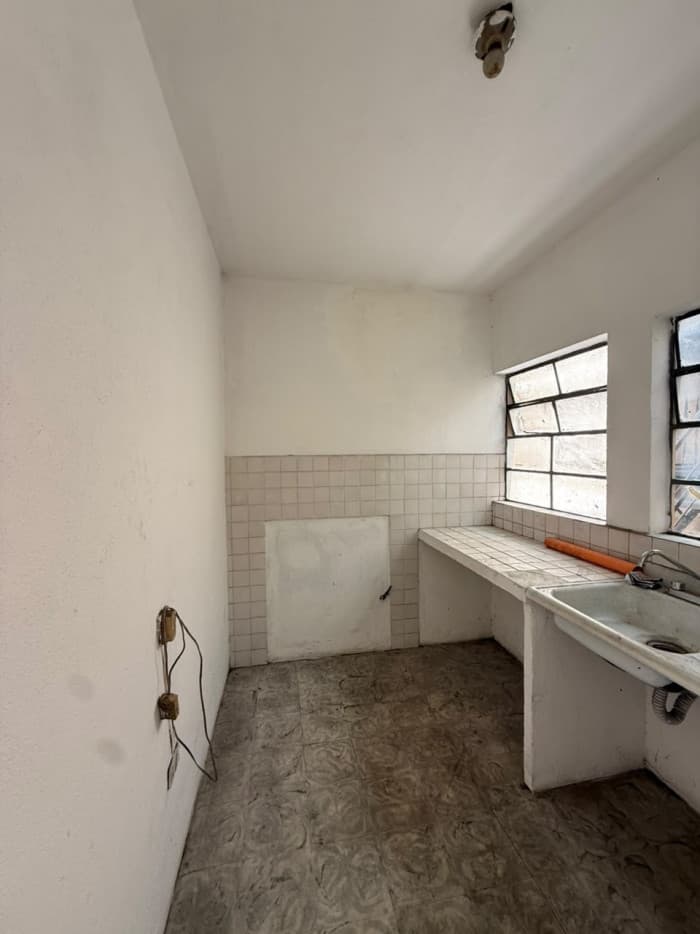 Venta de Casa amplia cercana al Sauce Zona 2  - foto 4