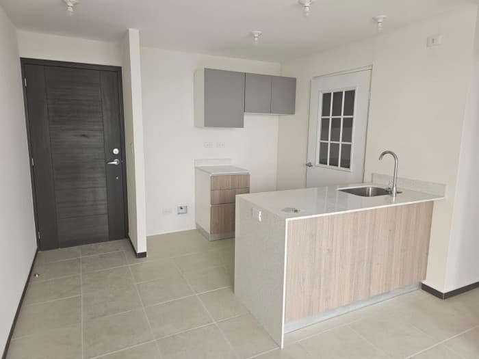 Apartamento en Venta en Parque San Jorge Zona 11 - foto 2