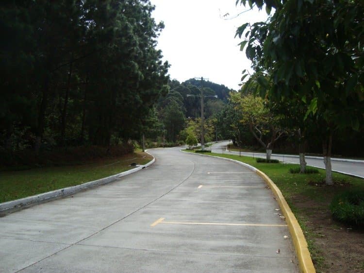 Terreno en venta cerca de Cayala zona 16 Guatemala - foto 2