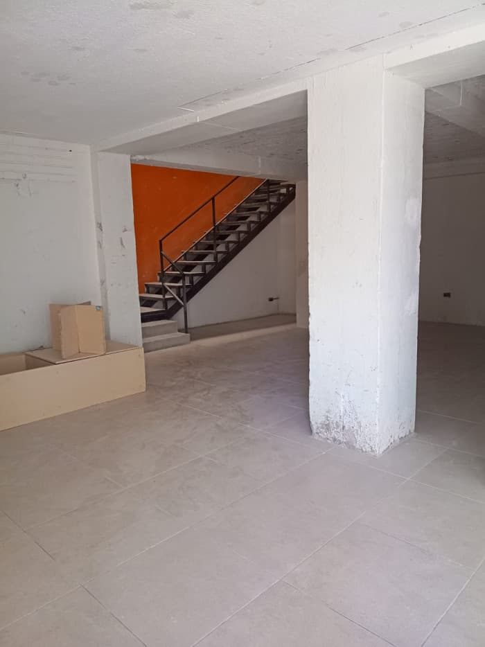 Propiedad comercial en Alquiler, Zona 9 Guatemala. - foto 2